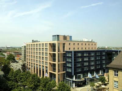 Aparthotel Nh 4*